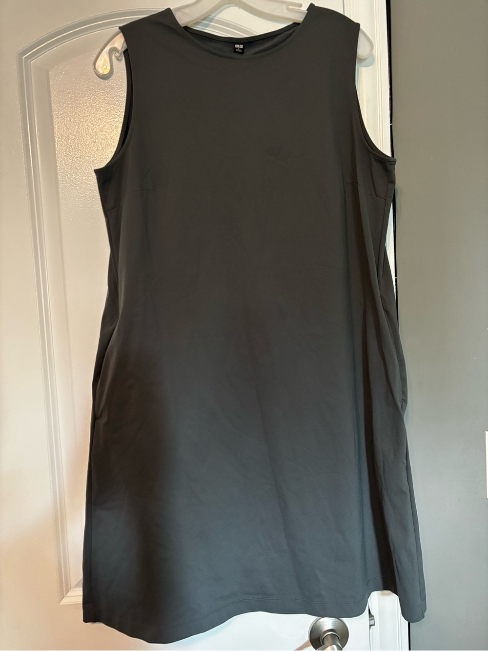 Uniqlo Grey Sleeveless A-Line Tunic Large